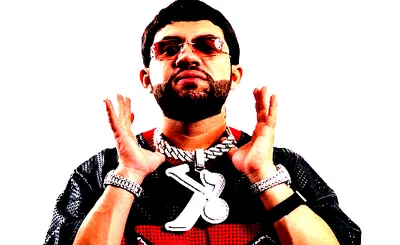Luis R Conriquez